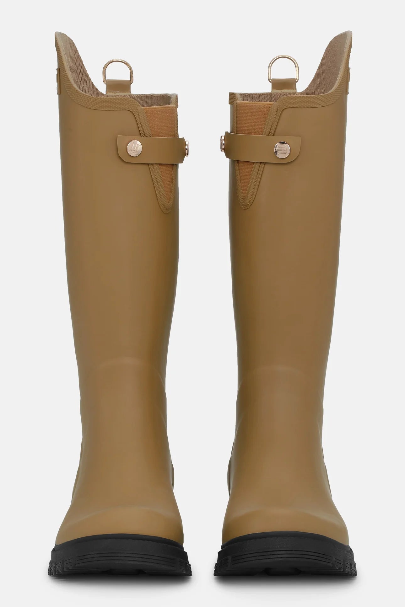 Asymmetric rain boots in mocha