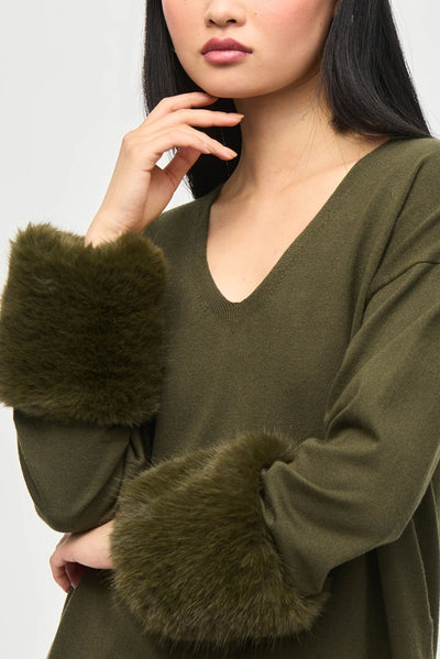 V neck sweater with faux fur cuffs