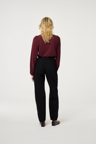 Molly pullover in deep burgundy