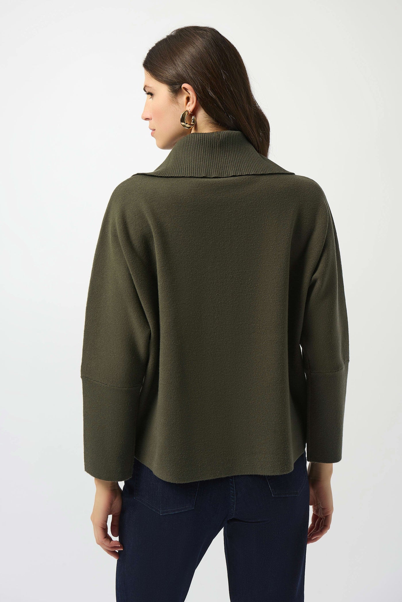 Sweater knit boxy pullover with zipped collar in avocado