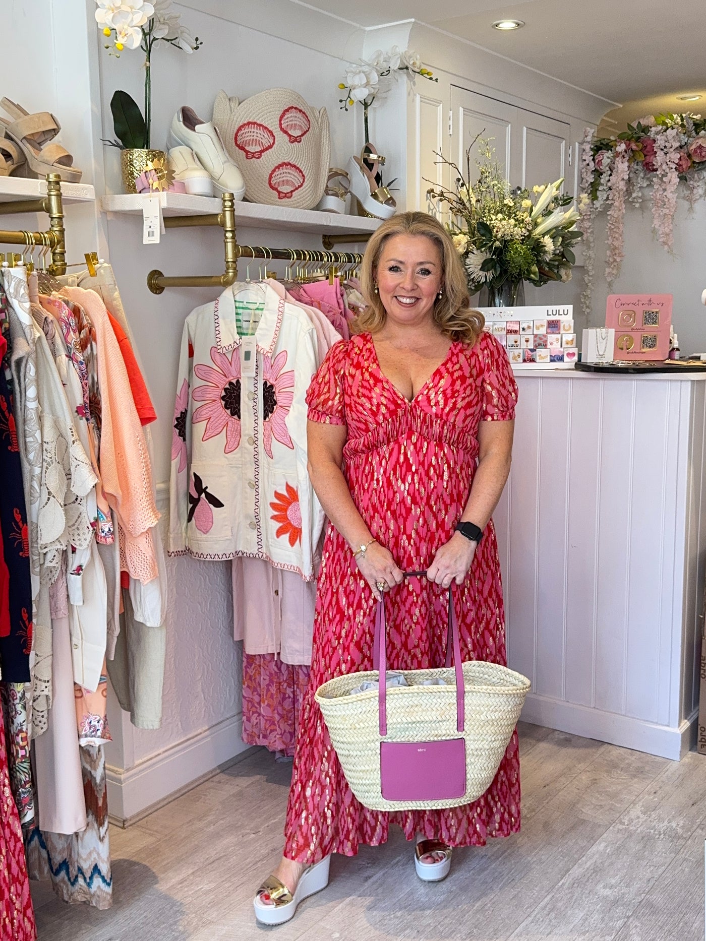 Gemma shopper in orchid
