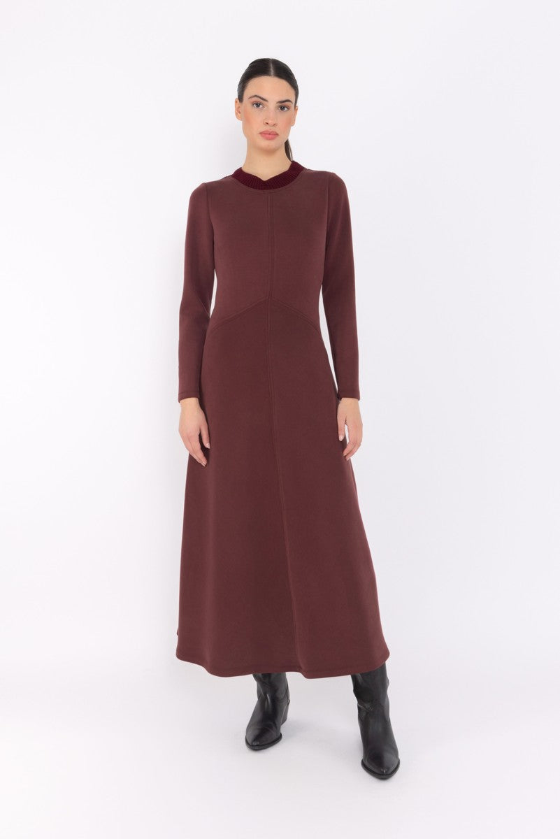 Arggido flared dress in merlot