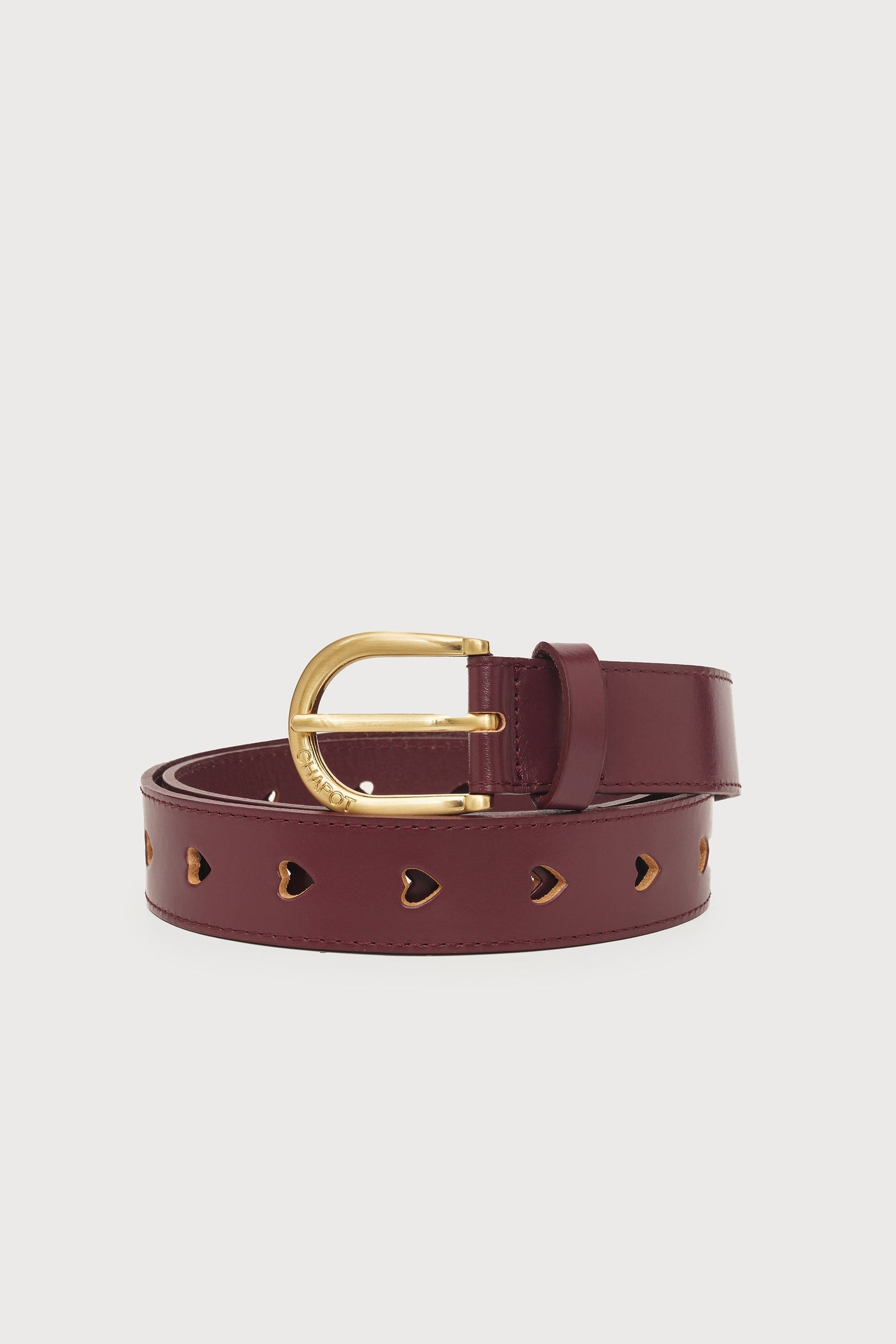 Cut it out heart belt in burgundy