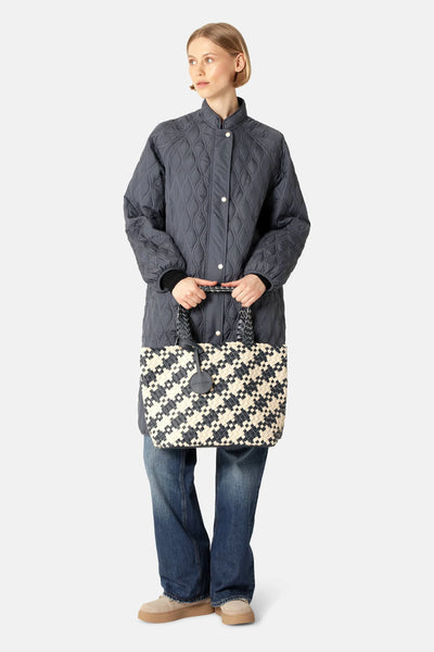 Houndstooth braided shopper in ombre blue/ light sand