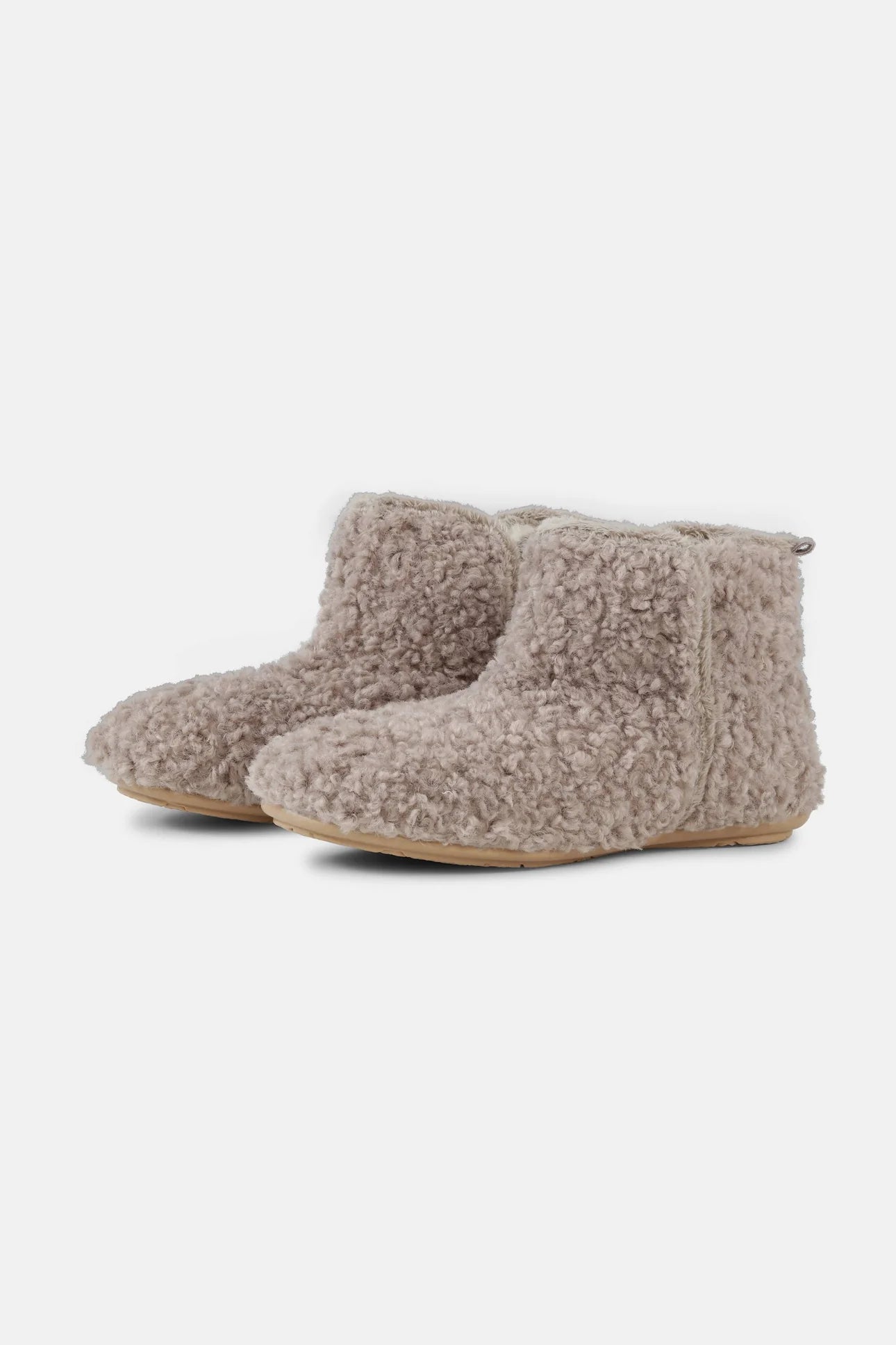 Cosy ankle boot in atmosphere wheat