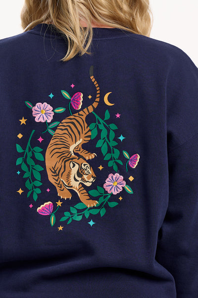 Eadie relalxed sweatshirt in midnight magic tiger
