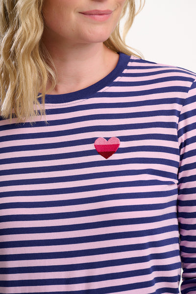 Brunswick jersey top in navy lilac heart