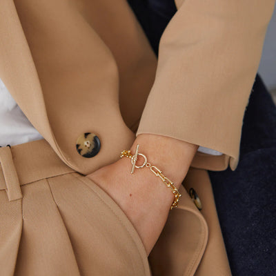 London gold T bar bracelet