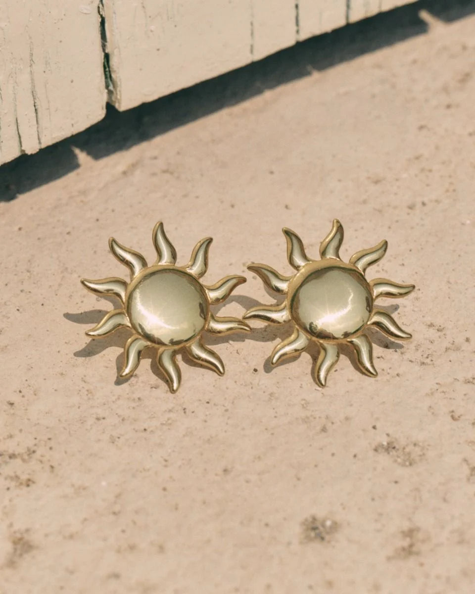 Sun studs gold